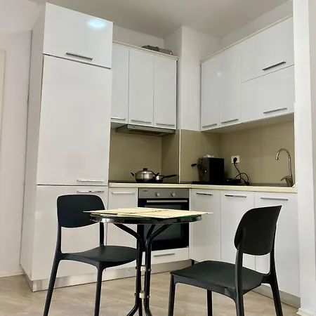 Apartment Gg *